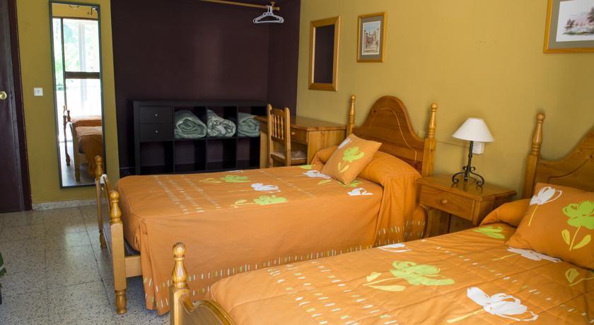 La Casona Del Pinar Albergue ซาน ราฟาเอล ห้อง รูปภาพ