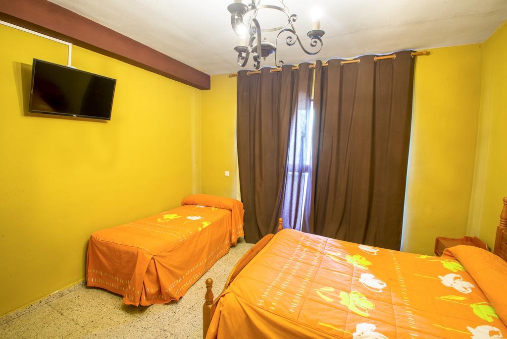 La Casona Del Pinar Albergue ซาน ราฟาเอล ภายนอก รูปภาพ