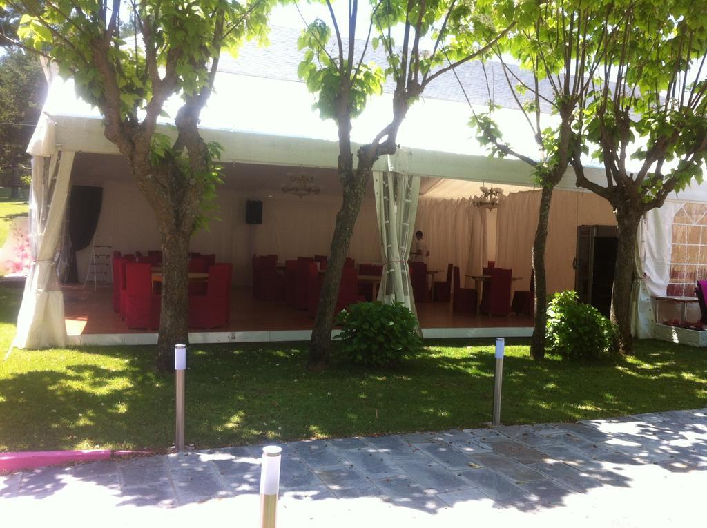 La Casona Del Pinar Albergue ซาน ราฟาเอล ภายนอก รูปภาพ